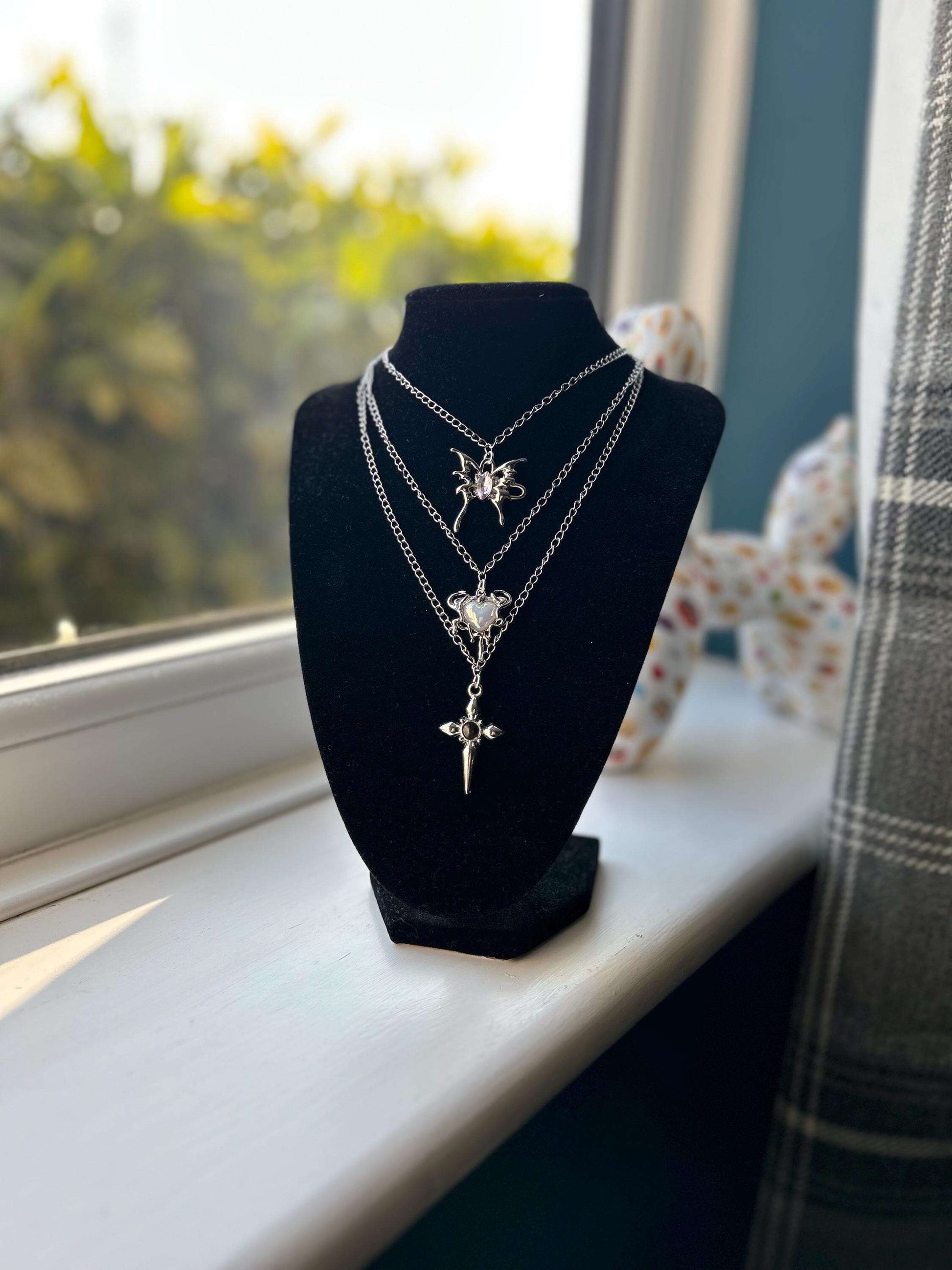 Absolutely Stunning Handmade Whimsical Necklaces 18”
