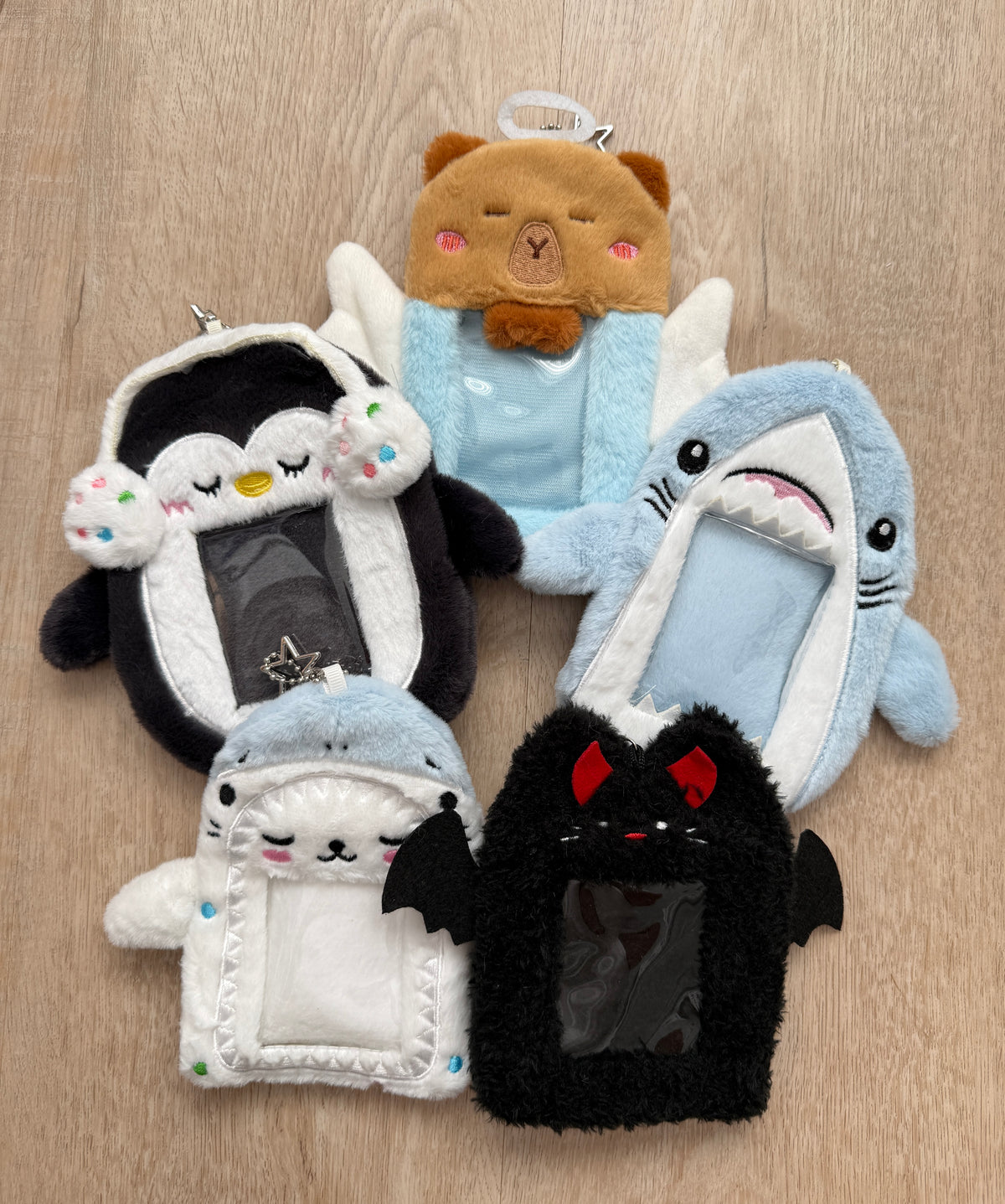 Cute Plush K-Pop Photocard Holder Bag Charm – Star Clasp