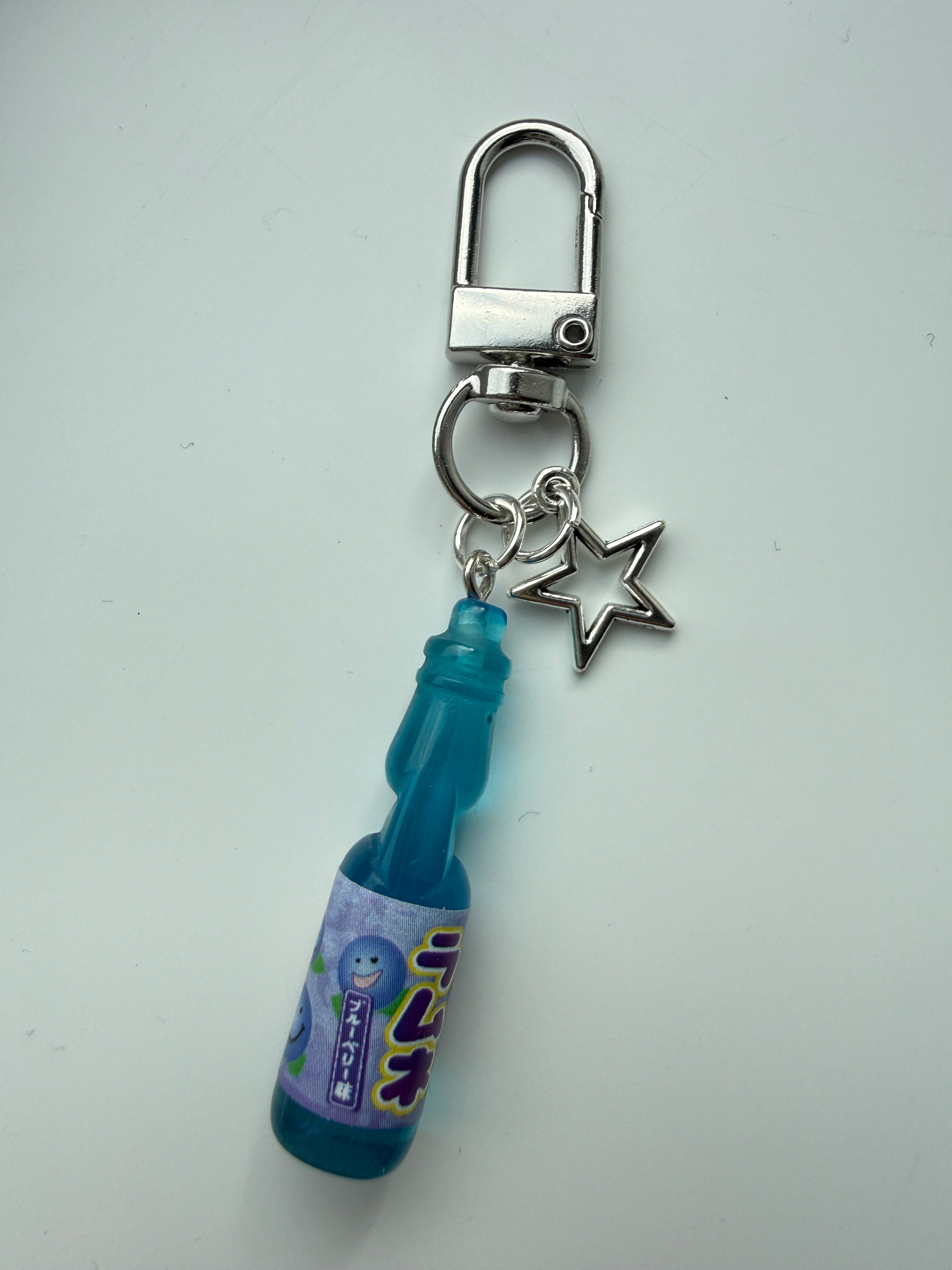 Mini Ramune Soda Bottle Bag Charm

Sparkly Japanese Soda Inspired Keychain | Kawaii Bag Charm | Cute Gift | Handmade