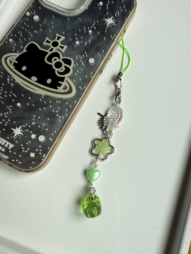 HANDMADE Colourful Kawaii Seal Phone Charms