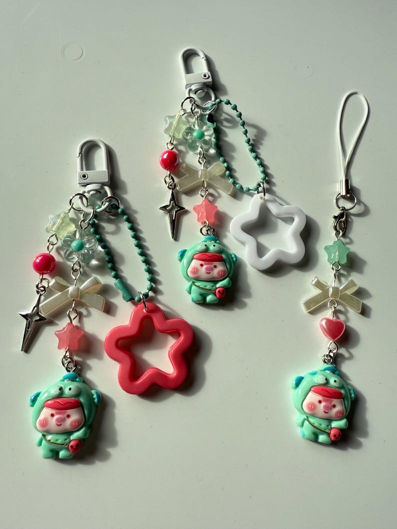 Handmade Hangyodon Cosplay keychains: Kawaii Beaded Accessory, matching phone charm