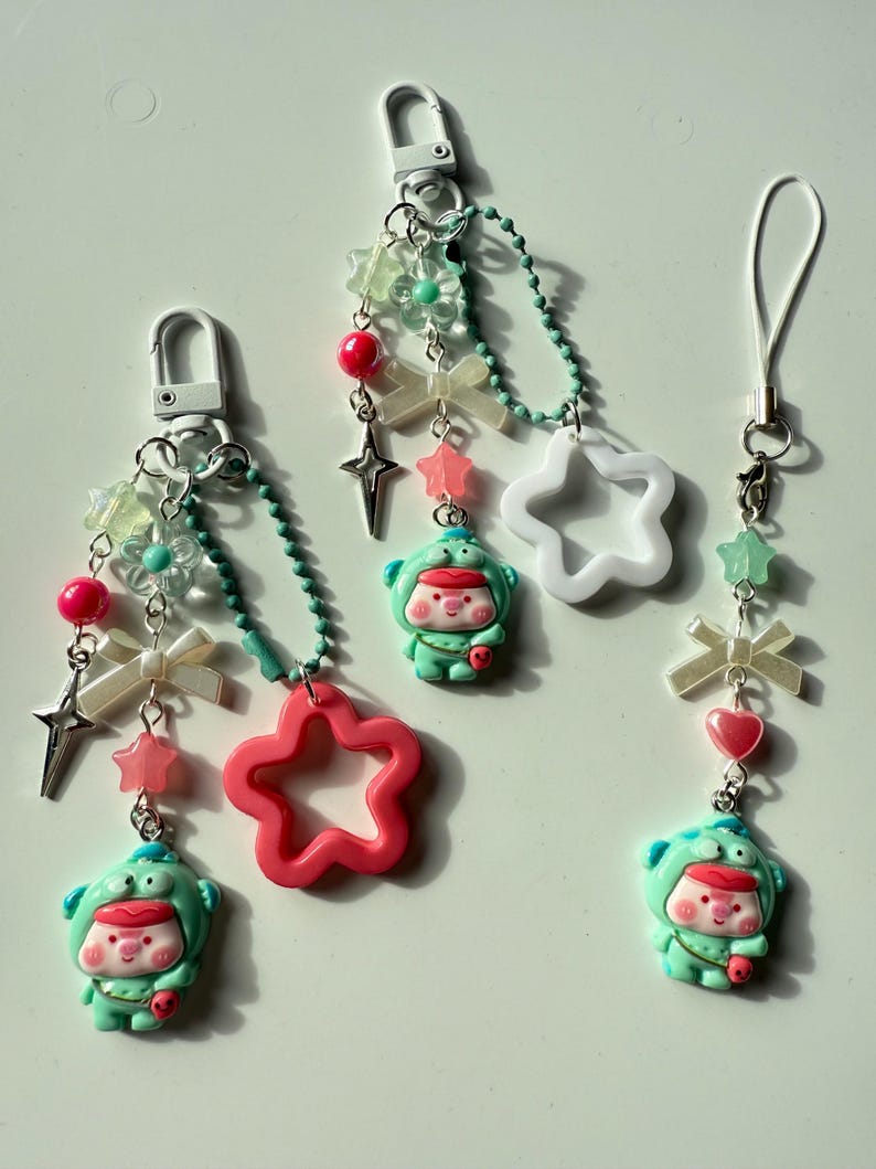 Handmade Hangyodon Cosplay keychains: Kawaii Beaded Accessory, matching phone charm
