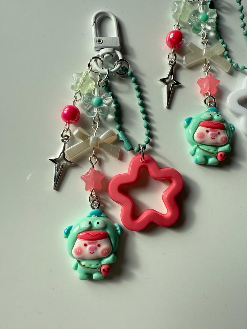 Handmade Hangyodon Cosplay keychains: Kawaii Beaded Accessory, matching phone charm
