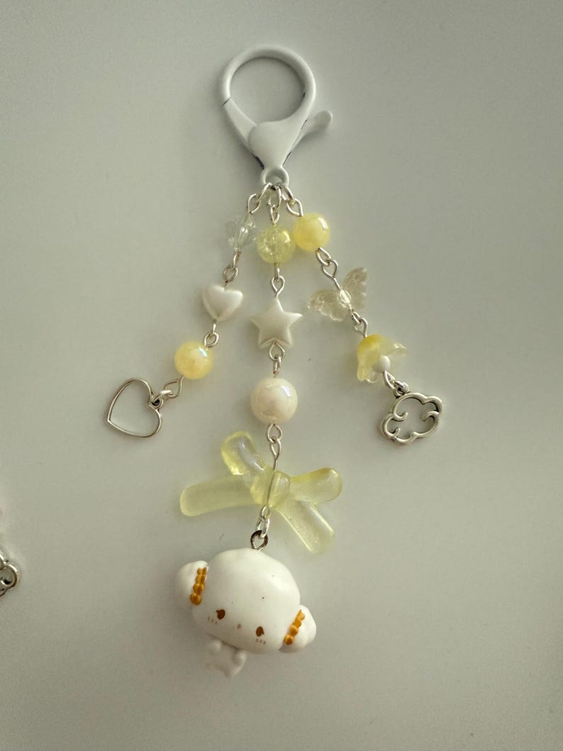 Handmade Sanrio Gashapon machine Keychains, beaded keyring, sanriocore