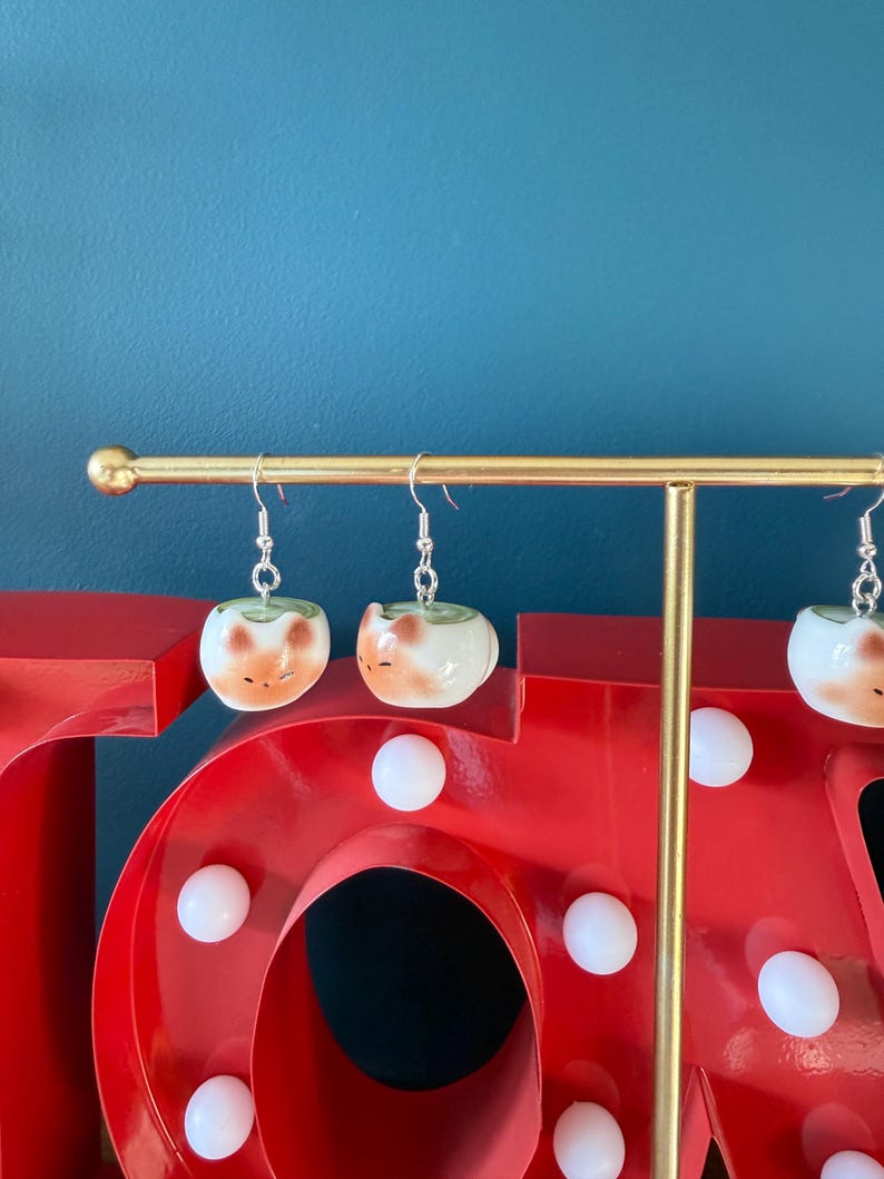 Handmade Kawaii Matcha kitty Earrings – Pastel Green, Y2K Style