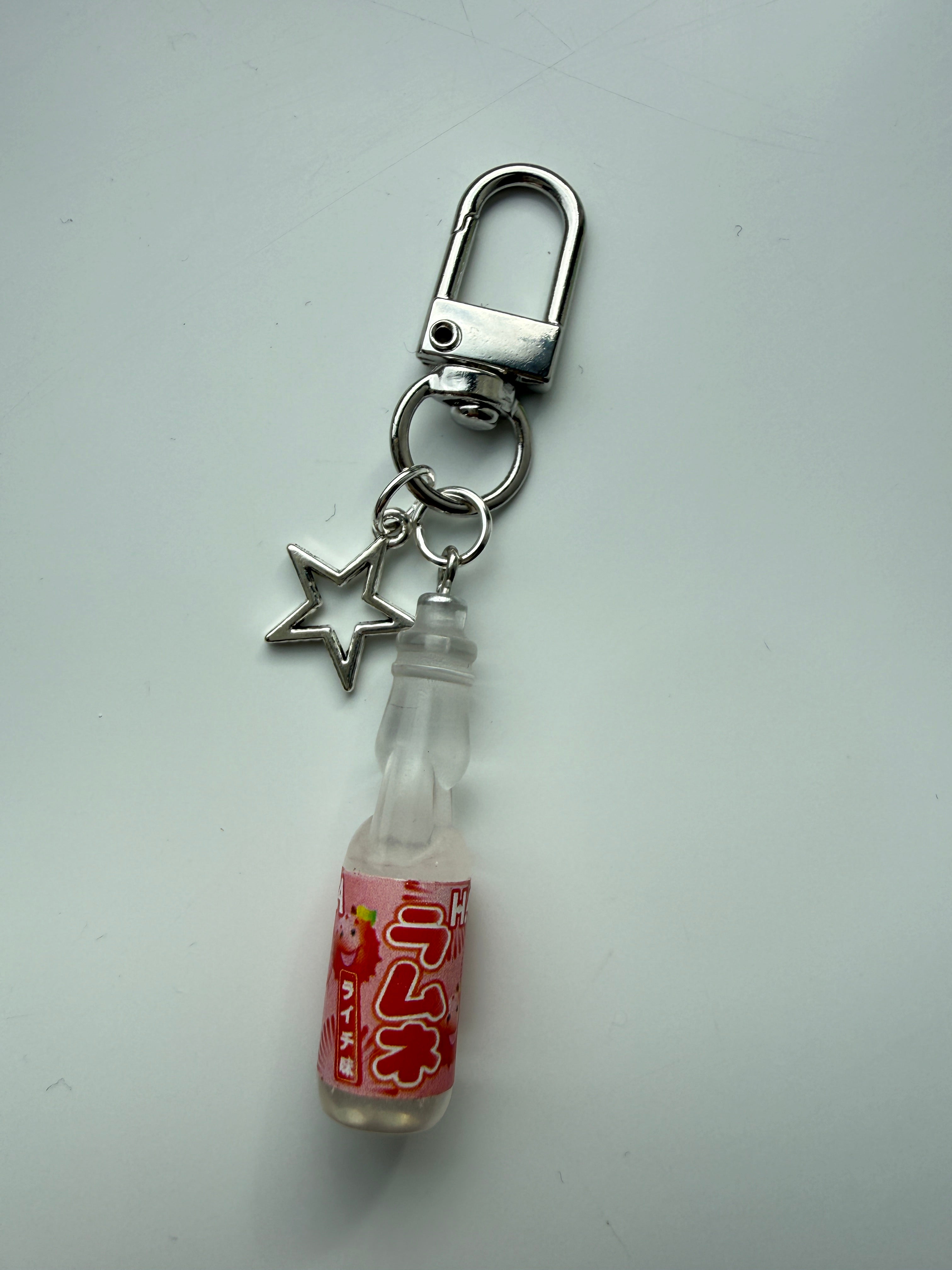 Mini Ramune Soda Bottle Bag Charm

Sparkly Japanese Soda Inspired Keychain | Kawaii Bag Charm | Cute Gift | Handmade