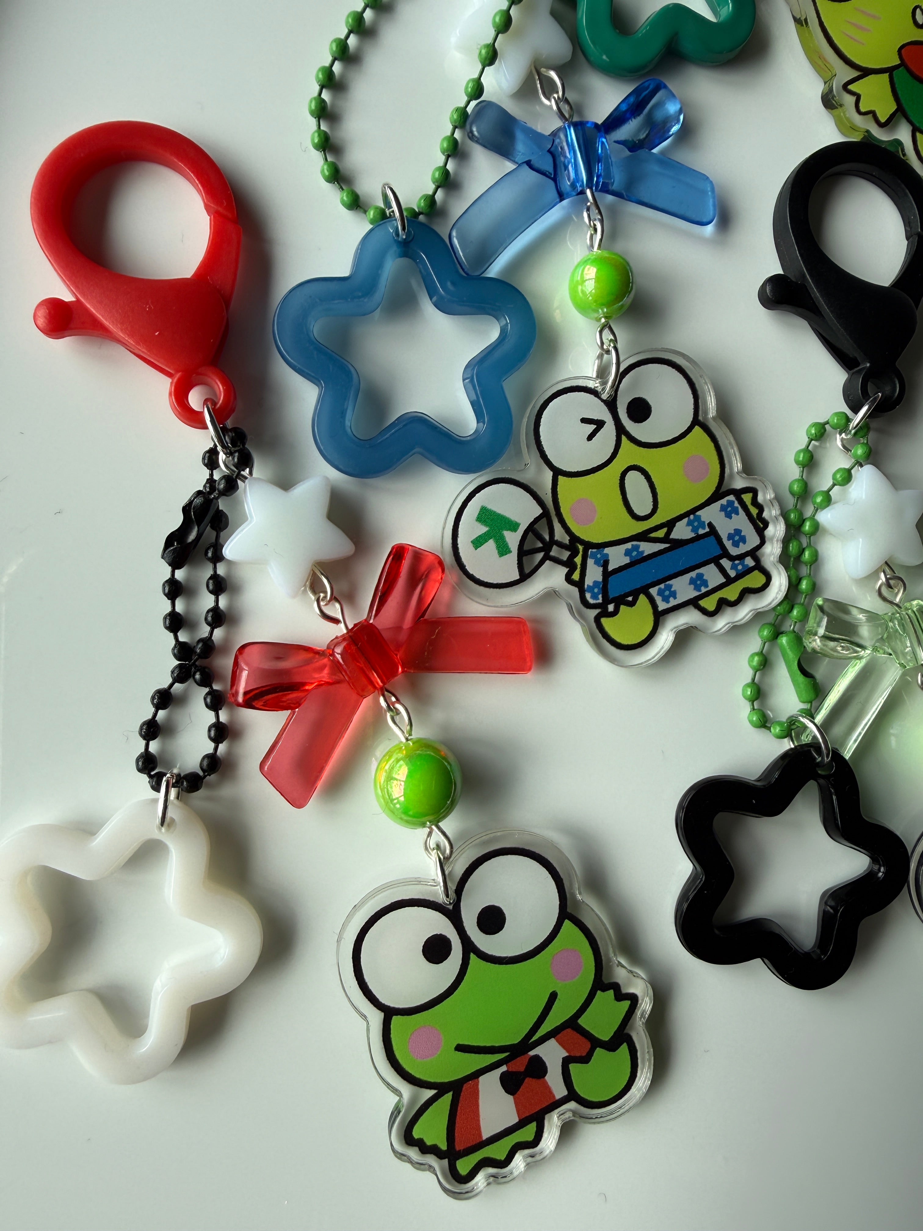 Kawaii Frog  Keychain – Keroppi Inspired Beaded Bag Charm, Cute Y2K Phone Strap, Handmade Kawaii Gift