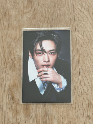 Stray Kids Lee Know Photocard – KARMA Limited Ver. Official Album Photocard