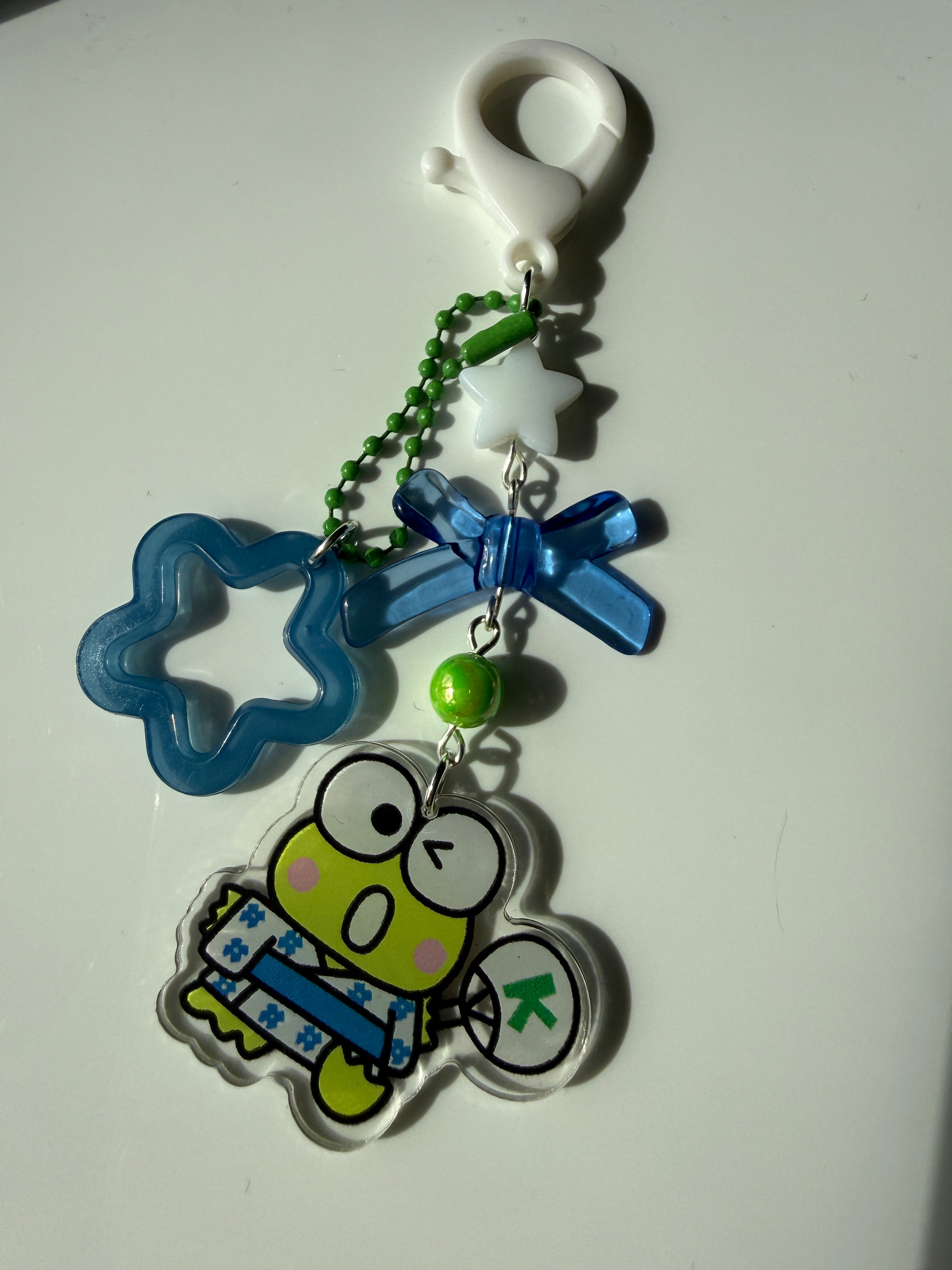 Kawaii Frog  Keychain – Keroppi Inspired Beaded Bag Charm, Cute Y2K Phone Strap, Handmade Kawaii Gift