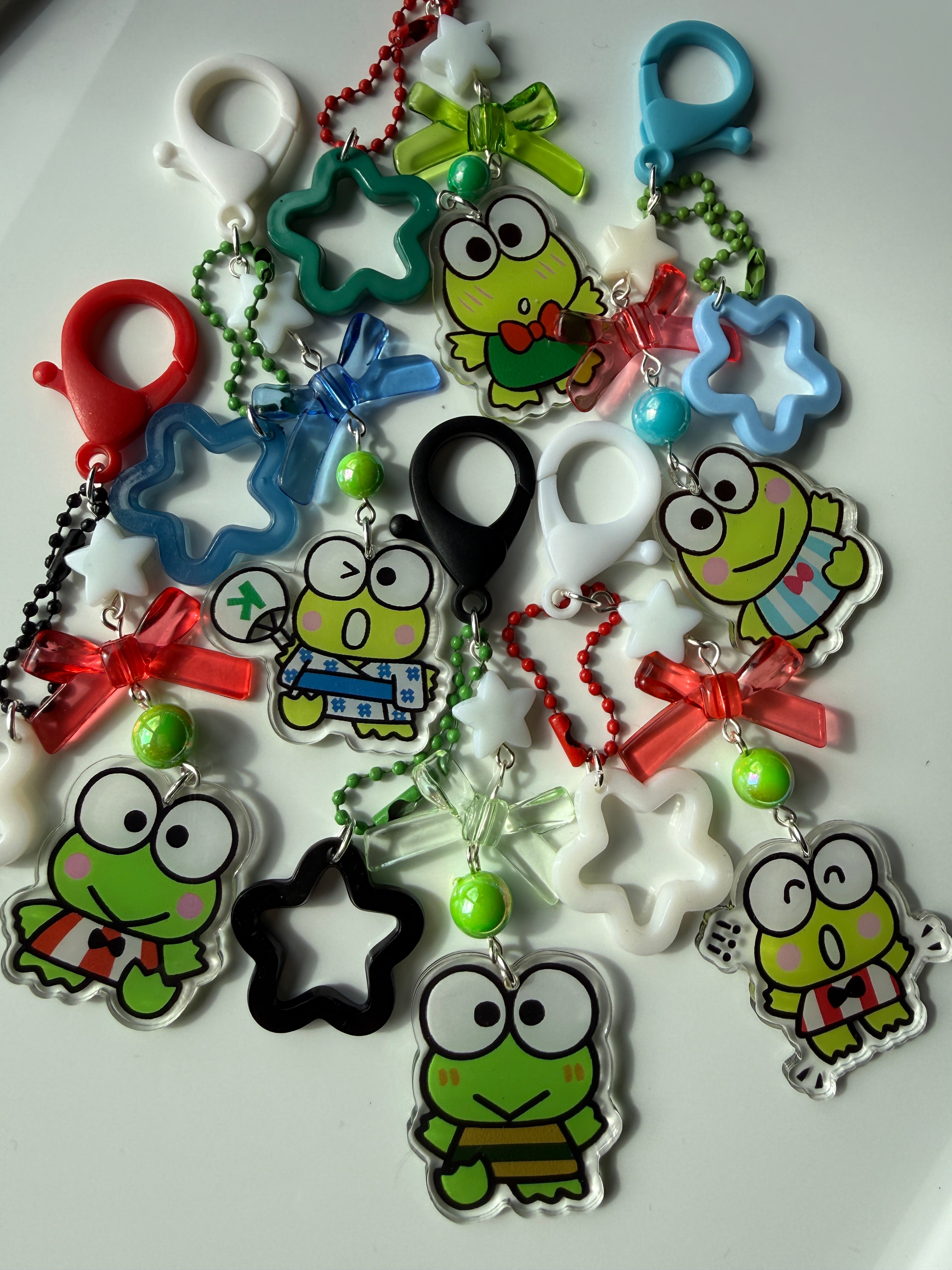 Kawaii Frog  Keychain – Keroppi Inspired Beaded Bag Charm, Cute Y2K Phone Strap, Handmade Kawaii Gift