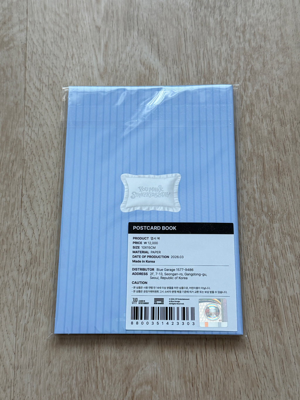 STRAY KIDS – Stay In OUR Little House 6th Fanmeeting Official Postcard Book