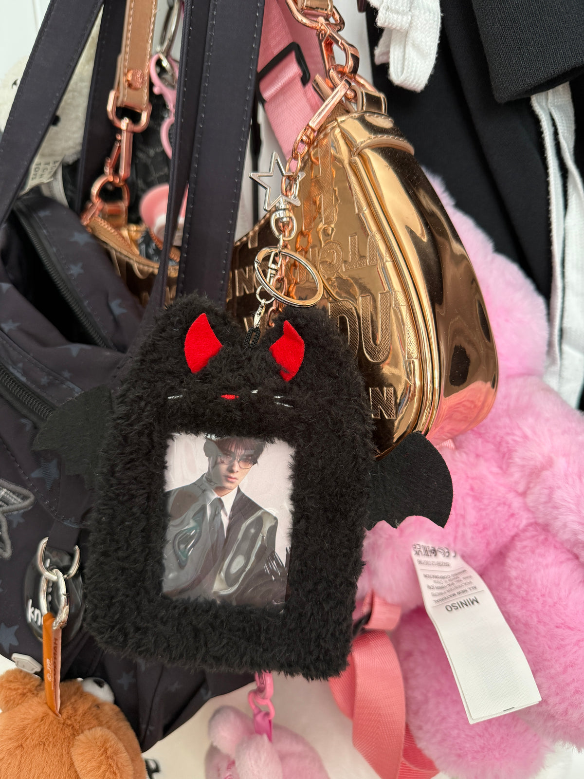 Cute Plush K-Pop Photocard Holder Bag Charm – Star Clasp