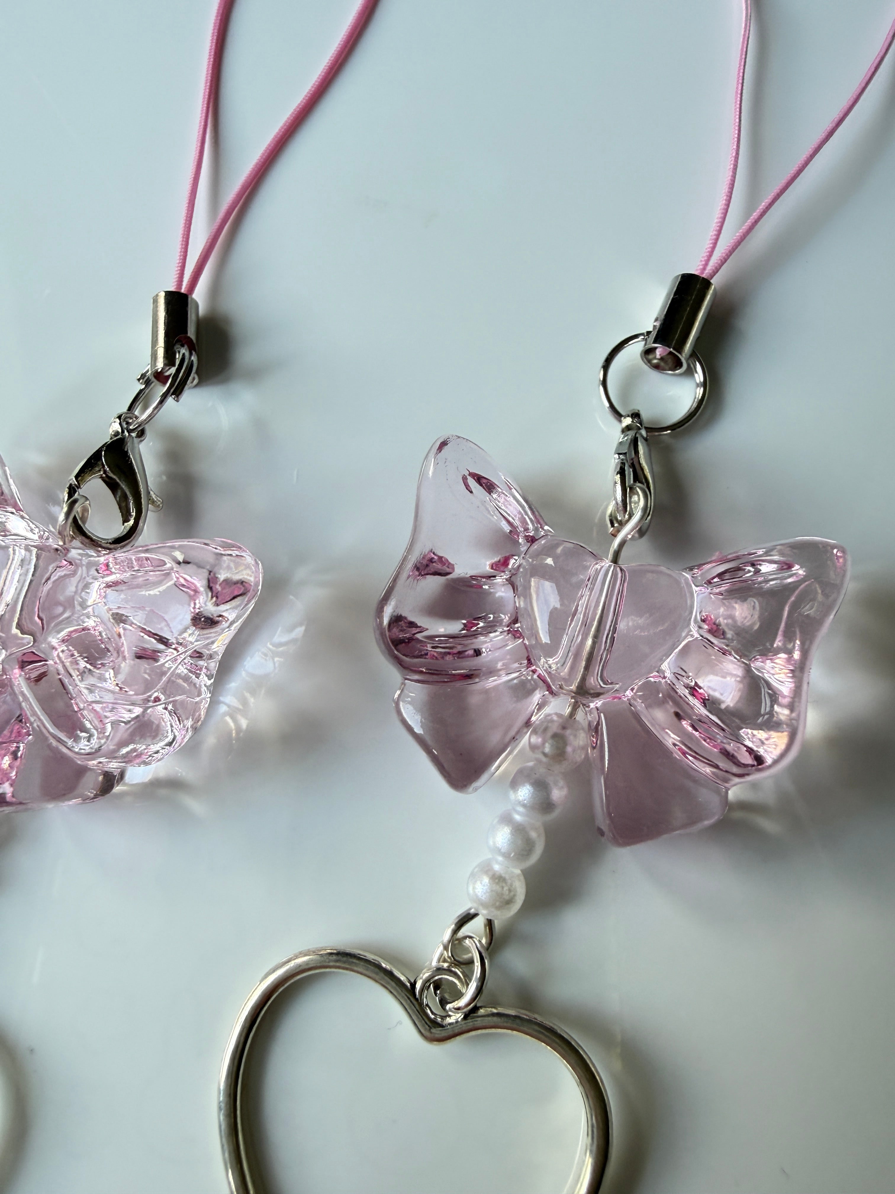 Coquette Pink Bow Phone Charm – Pearl Heart
