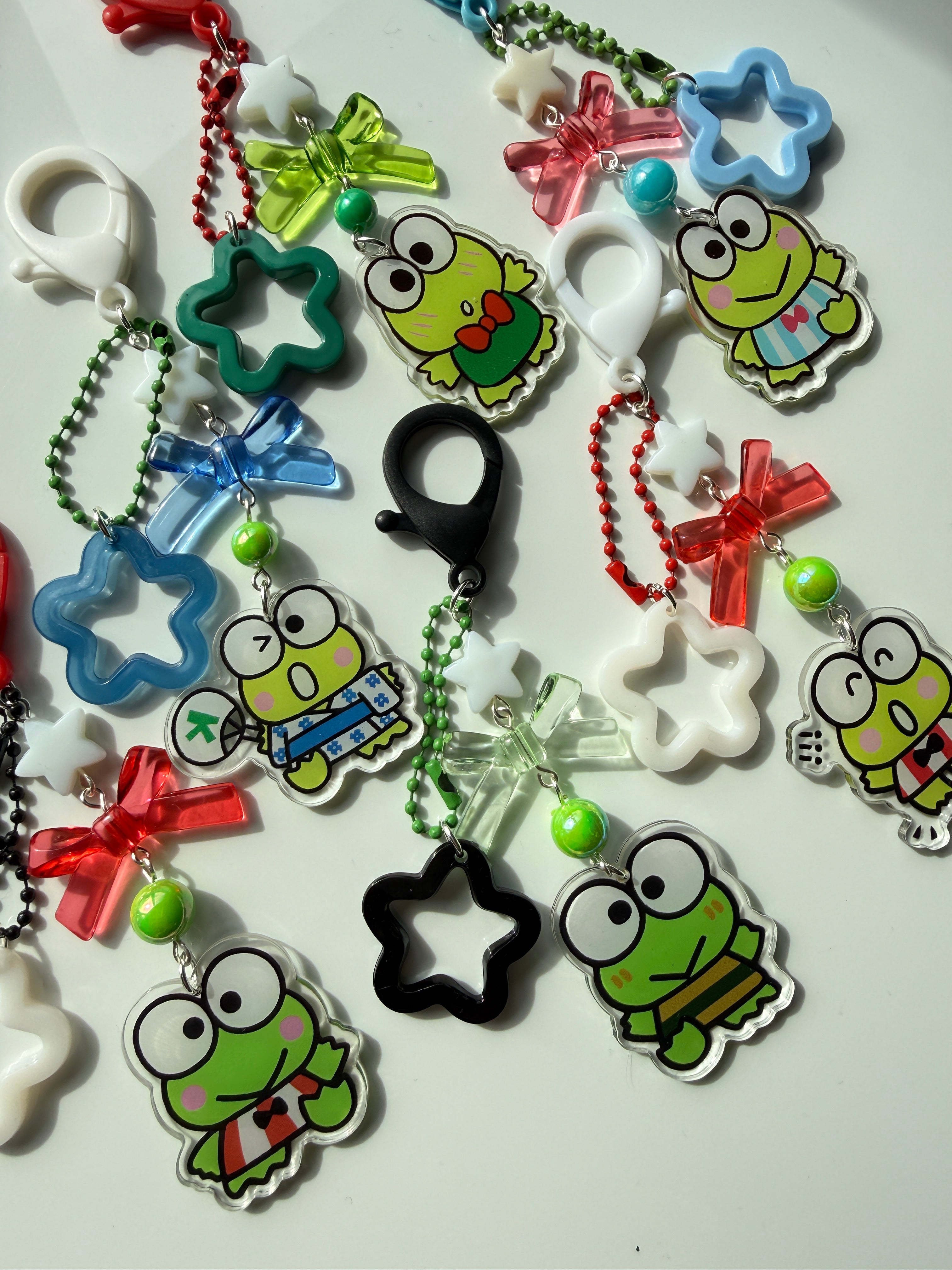 Kawaii Frog  Keychain – Keroppi Inspired Beaded Bag Charm, Cute Y2K Phone Strap, Handmade Kawaii Gift