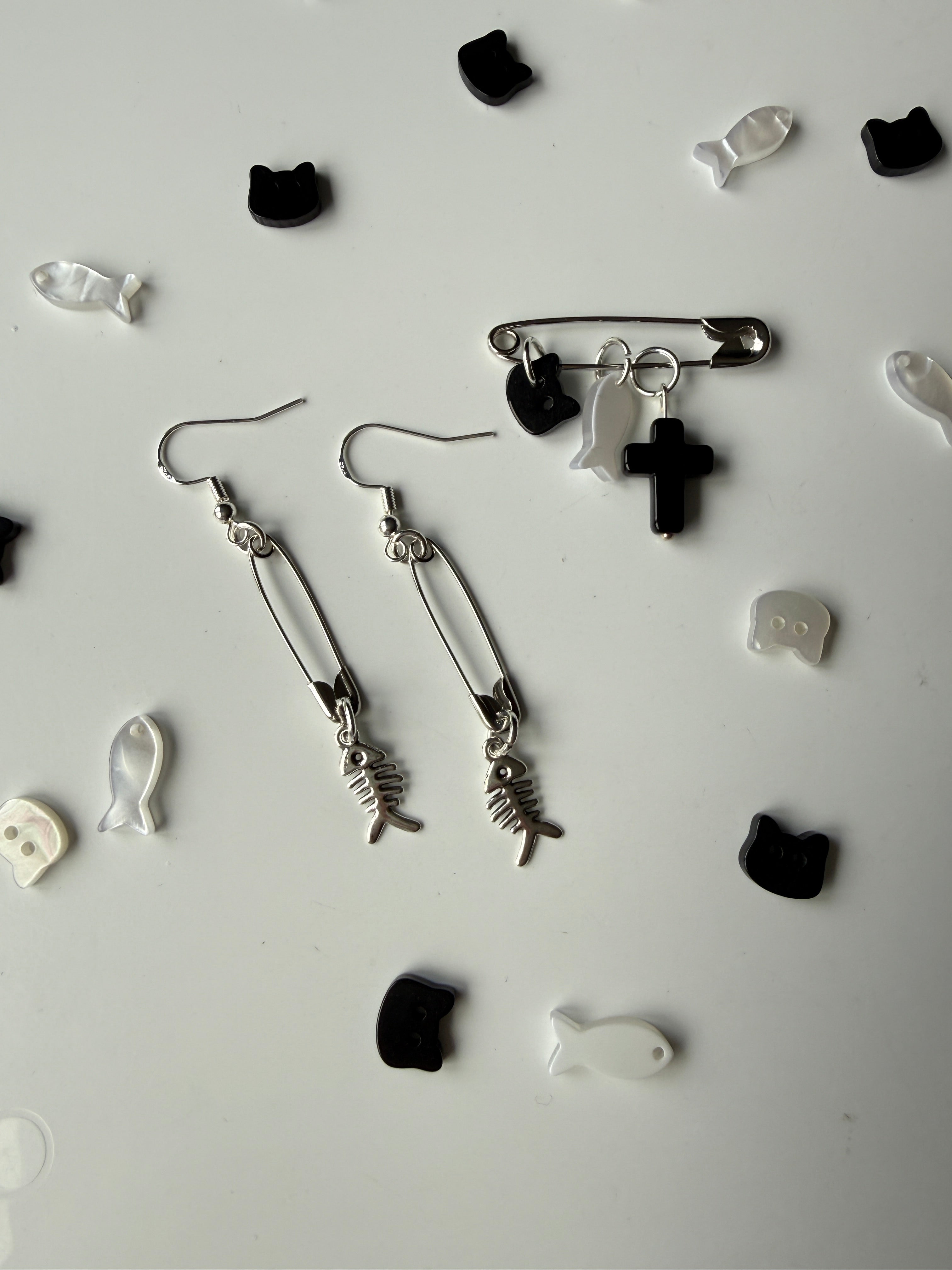 Black Cat Fishbone Safety Pin Earrings | Sterling Silver Ear Hooks | Gothic Kawaii Jewellery