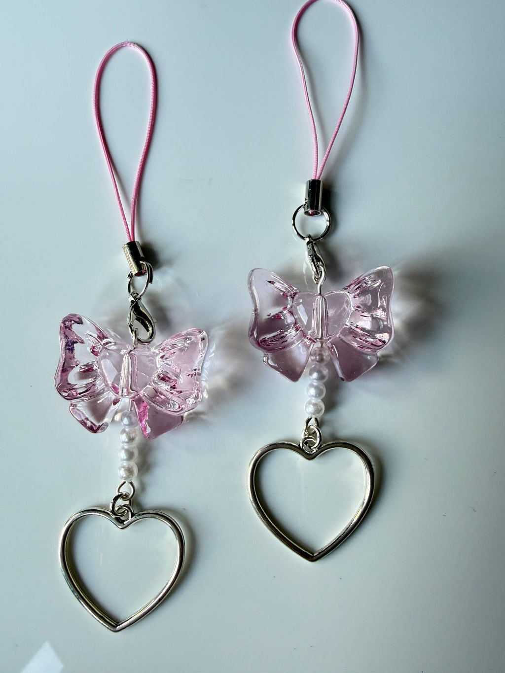 Coquette Pink Bow Phone Charm – Pearl Heart Beadsbylillixx