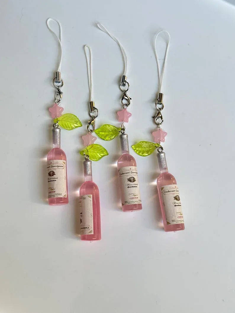 Handmade Cute Kawaii Pink Rosé bottle Phone charm, Beaded Jewelry, beaded accessories, aesthetic, pastel pink phone charm, drink charm Beadsbylillixx