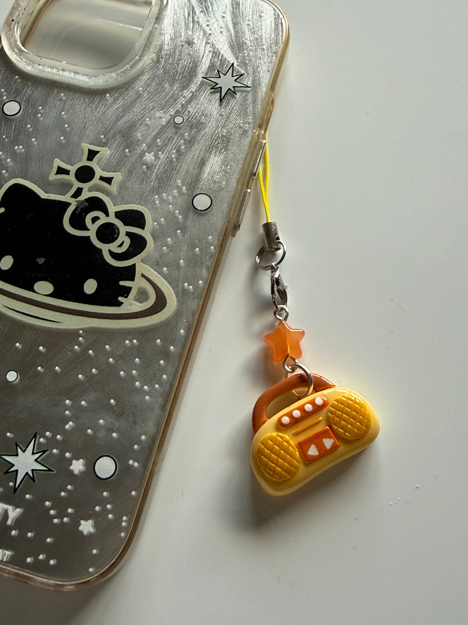 Handmade Kawaii Boombox Phone Charm, Y2K Retro Music charm, Pastel Tech Accessory Beadsbylillixx