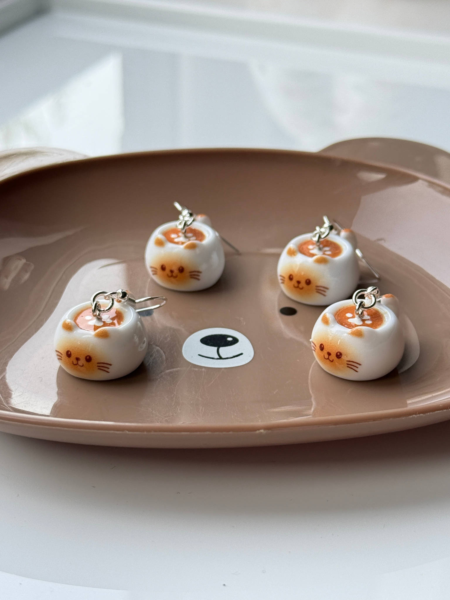 Handmade Kawaii Cappuccino kitty Earrings –  Y2K Style Beadsbylillixx