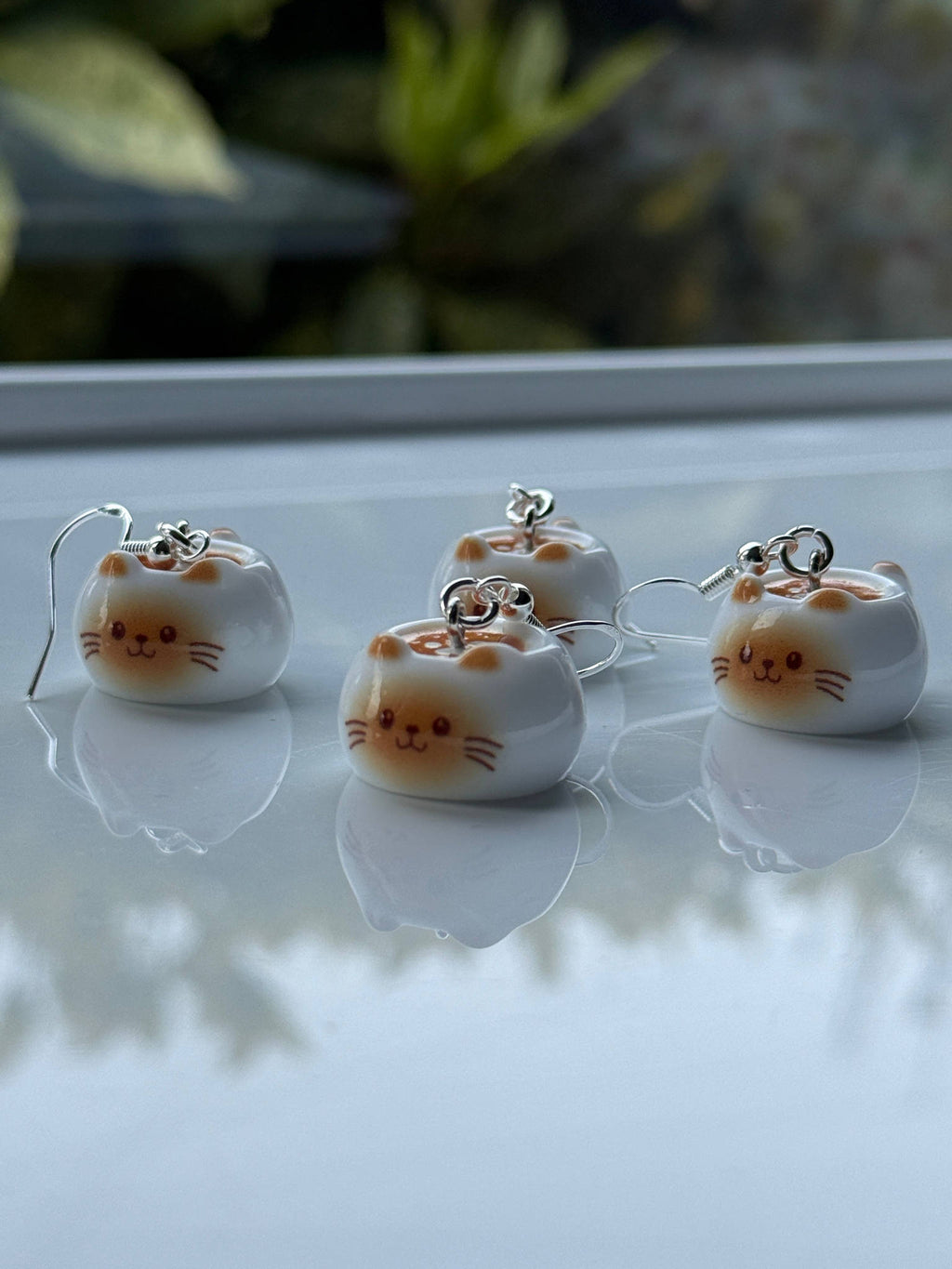 Handmade Kawaii Cappuccino kitty Earrings –  Y2K Style Beadsbylillixx
