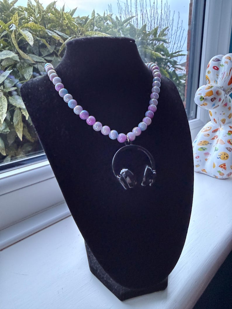 Handmade Kawaii Headphones Necklace Beadsbylillixx