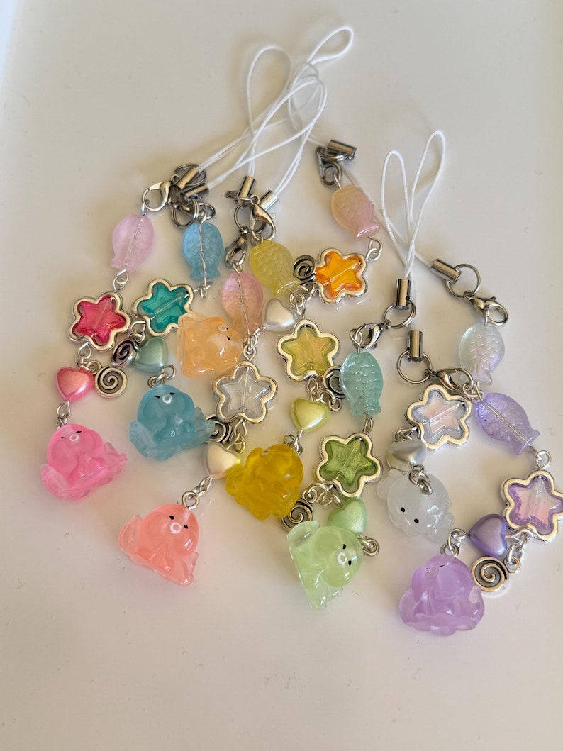 Handmade Kawaii Octopus Phone Charm : Colour themed. Oceancore, sea life Beadsbylillixx