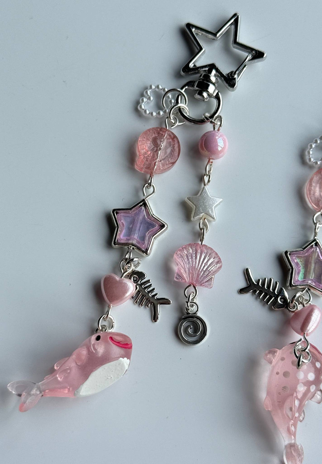 Handmade Kawaii Pink Whale Shark Keychain – Cute Ocean Beaded Bag Charm, pink Star Pastel Sea Phone Charm, Y2K Aesthetic Gift Beadsbylillixx