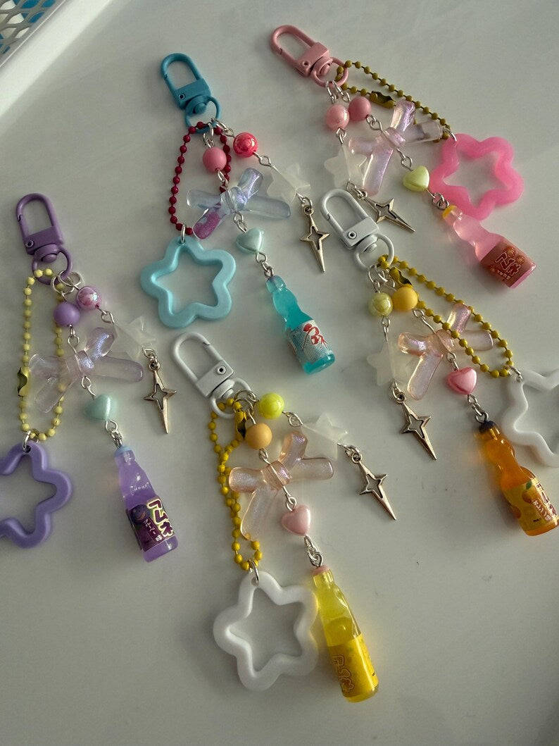 Handmade Kawaii Ramune Bottle Keychain – Pastel Beaded Charm Beadsbylillixx