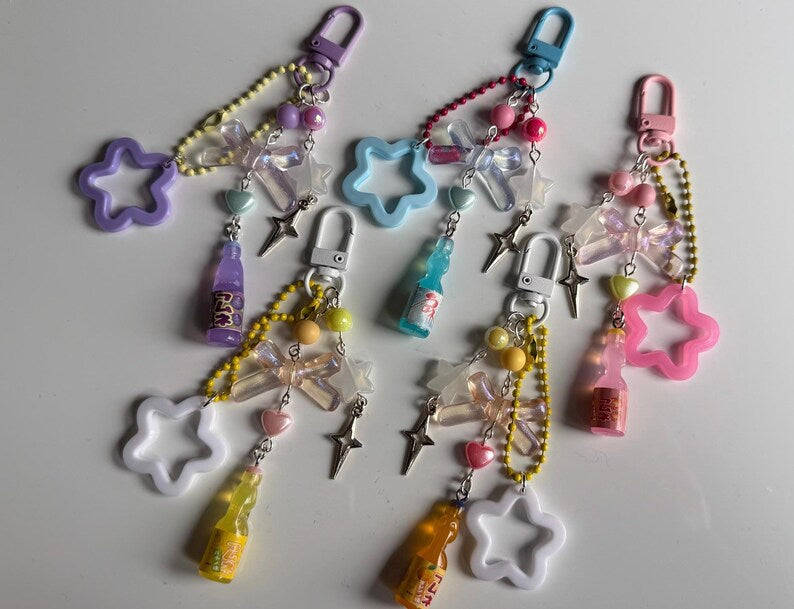 Handmade Kawaii Ramune Bottle Keychain – Pastel Beaded Charm Beadsbylillixx