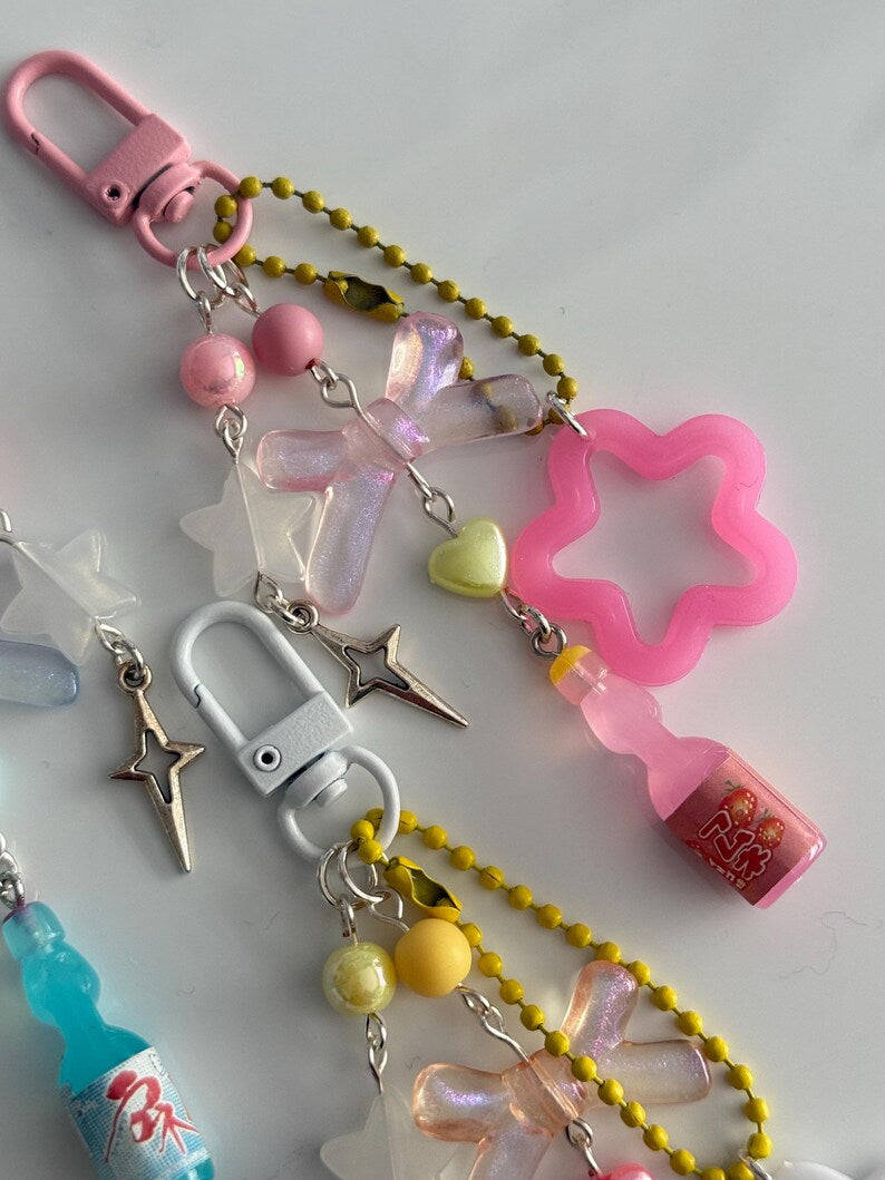 Handmade Kawaii Ramune Bottle Keychain – Pastel Beaded Charm Beadsbylillixx