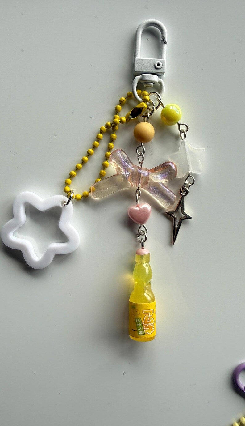 Handmade Kawaii Ramune Bottle Keychain – Pastel Beaded Charm Beadsbylillixx