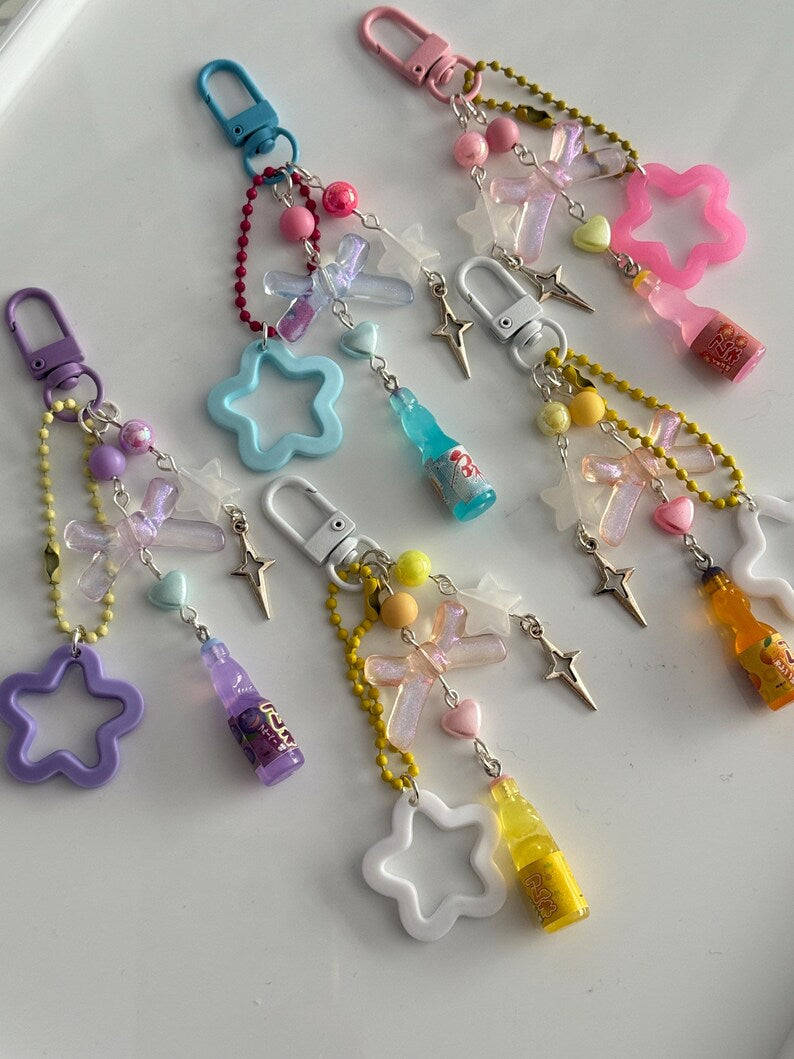 Handmade Kawaii Ramune Bottle Keychain – Pastel Beaded Charm Beadsbylillixx