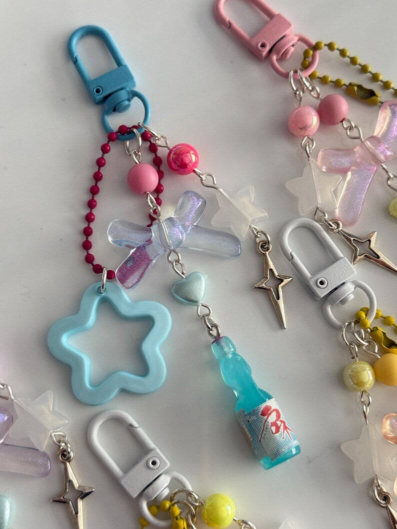 Handmade Kawaii Ramune Bottle Keychain – Pastel Beaded Charm Beadsbylillixx