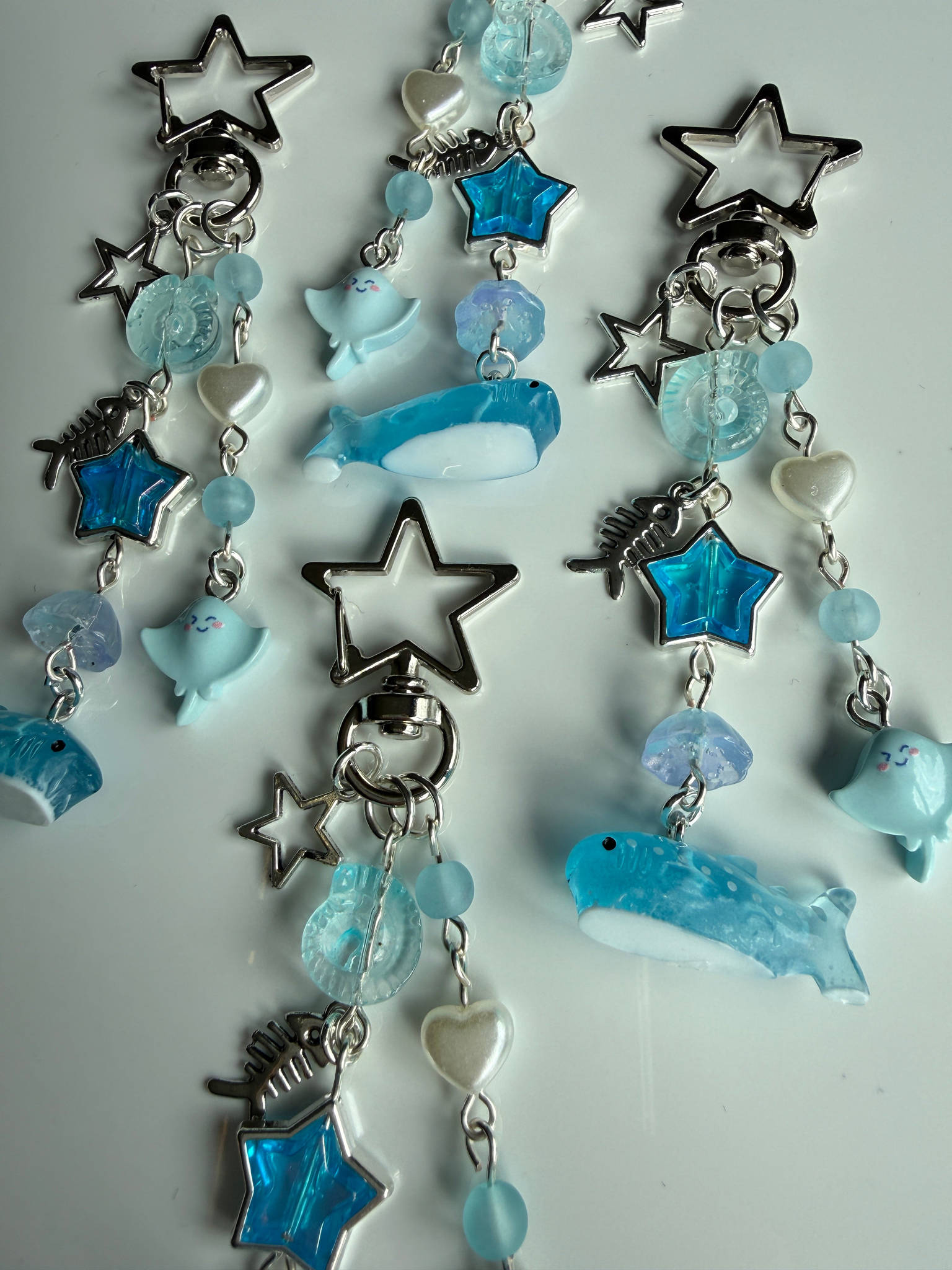 Handmade Kawaii Whale Shark Keychain – Cute Ocean Beaded Bag Charm, Blue Star Pastel Sea Phone Charm, Y2K Aesthetic Gift Beadsbylillixx