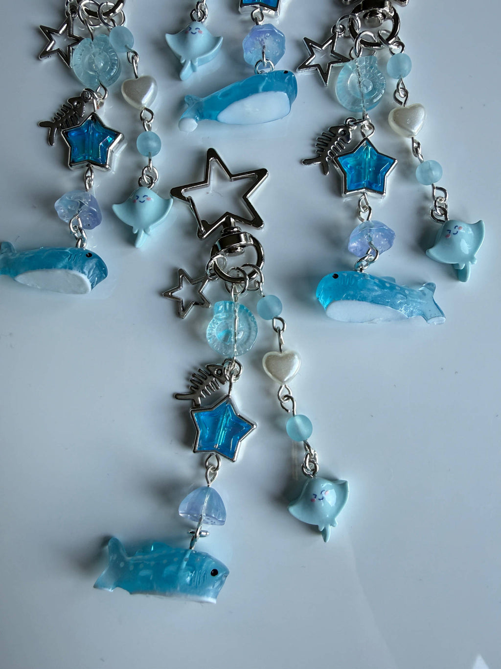 Handmade Kawaii Whale Shark Keychain – Cute Ocean Beaded Bag Charm, Blue Star Pastel Sea Phone Charm, Y2K Aesthetic Gift Beadsbylillixx