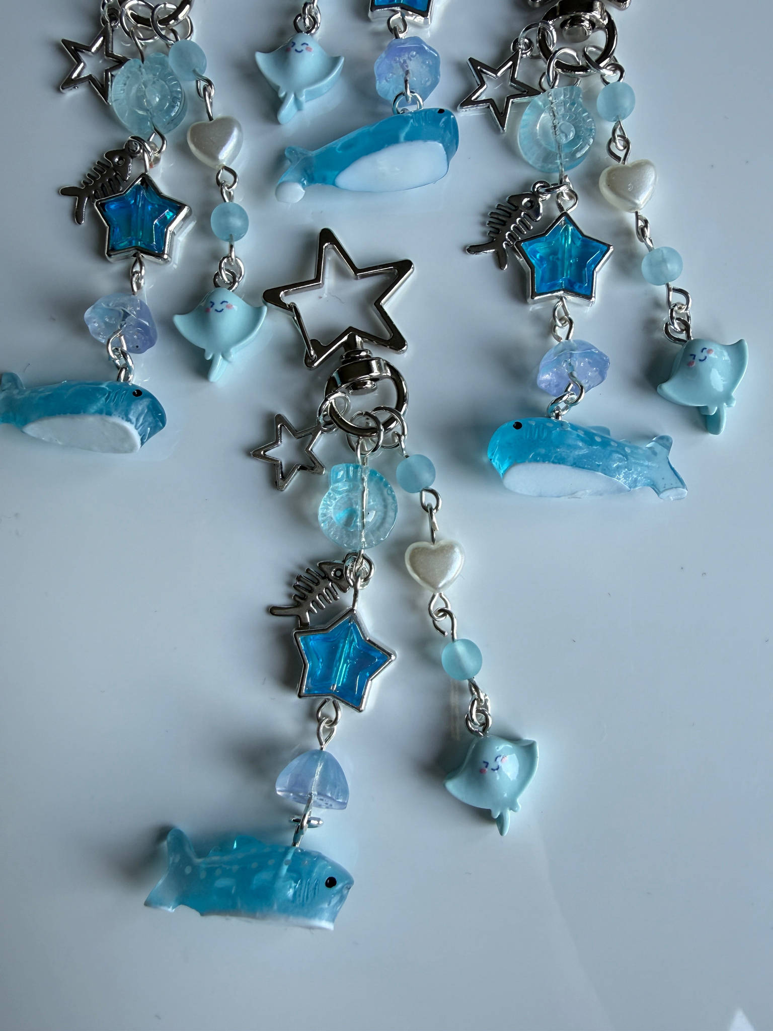 Handmade Kawaii Whale Shark Keychain – Cute Ocean Beaded Bag Charm, Blue Star Pastel Sea Phone Charm, Y2K Aesthetic Gift Beadsbylillixx