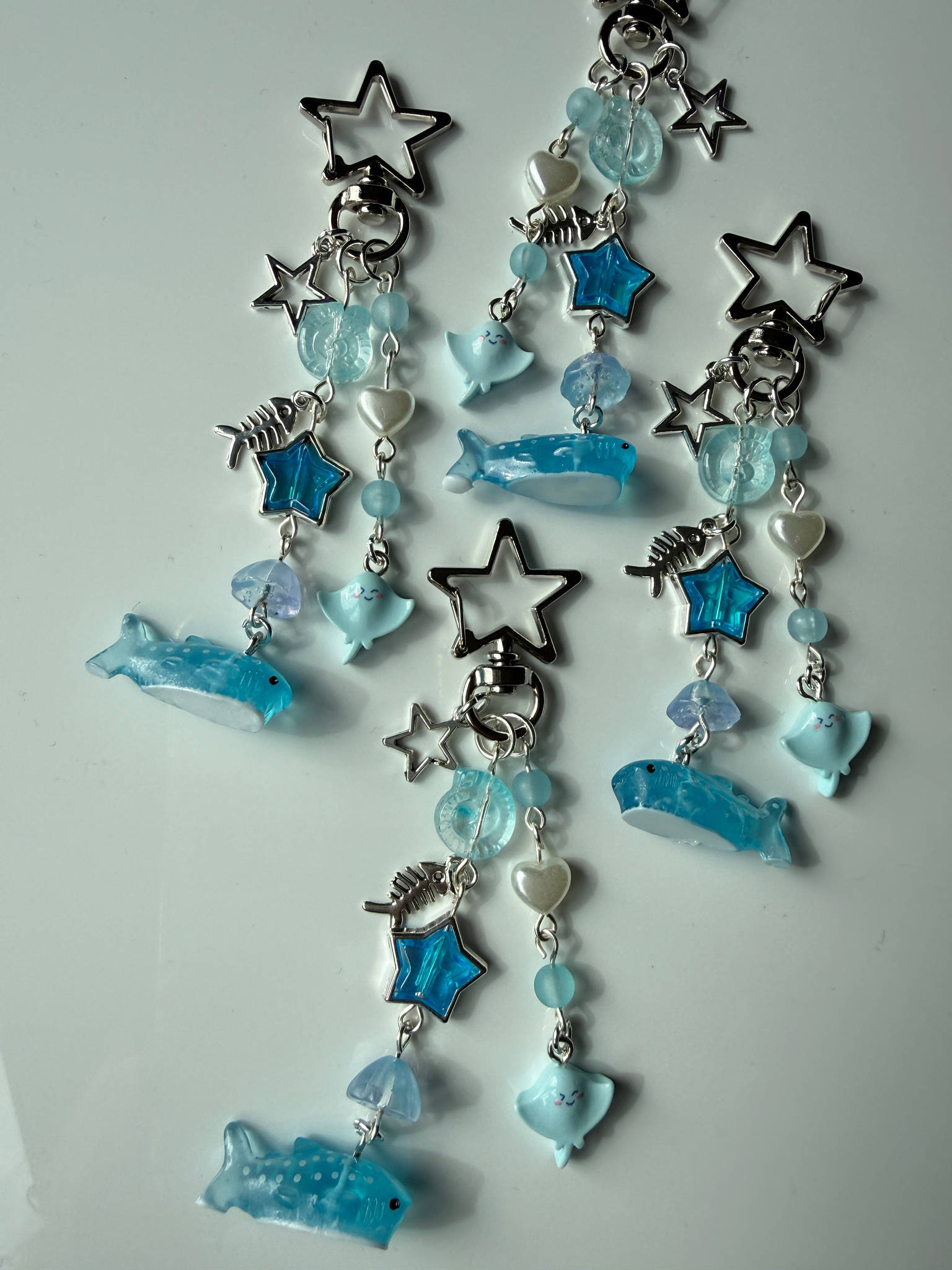 Handmade Kawaii Whale Shark Keychain – Cute Ocean Beaded Bag Charm, Blue Star Pastel Sea Phone Charm, Y2K Aesthetic Gift Beadsbylillixx