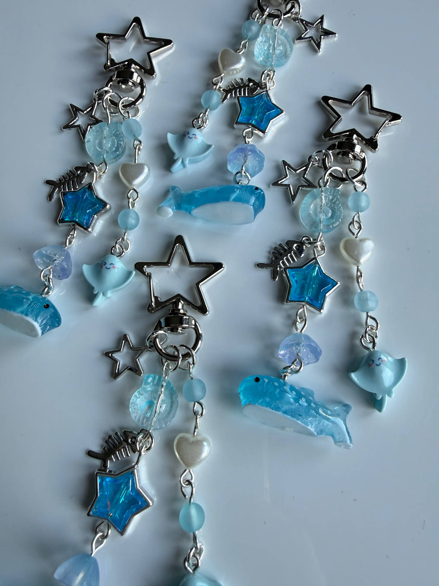 Handmade Kawaii Whale Shark Keychain – Cute Ocean Beaded Bag Charm, Blue Star Pastel Sea Phone Charm, Y2K Aesthetic Gift Beadsbylillixx