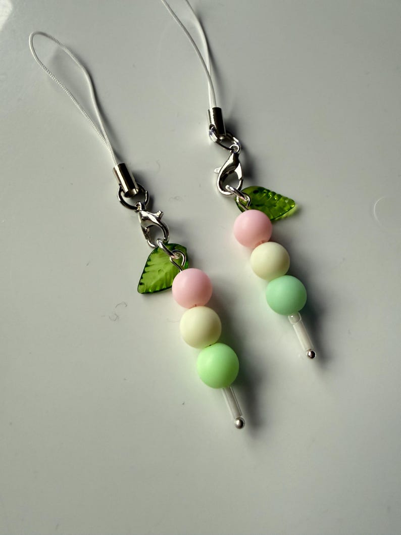 Handmade Pastel Dango Phone Charm – Kawaii Japanese Sweet Beadsbylillixx