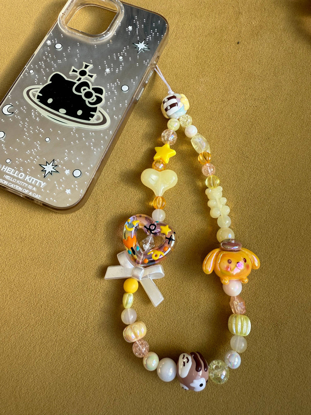 Handmade Pompompurin Pixel Heart Phone Charm – Kawaii Yellow Beaded Y2K Phone Strap, Cute Sanrio Inspired Mobile Accessory Beadsbylillixx