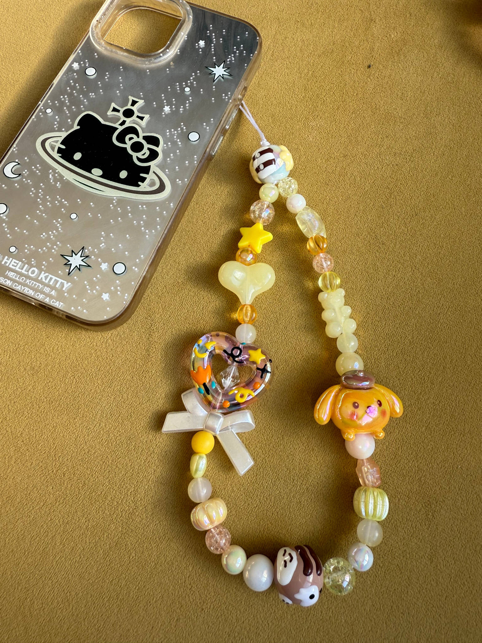 Handmade Pompompurin Pixel Heart Phone Charm – Kawaii Yellow Beaded Y2K Phone Strap, Cute Sanrio Inspired Mobile Accessory Beadsbylillixx