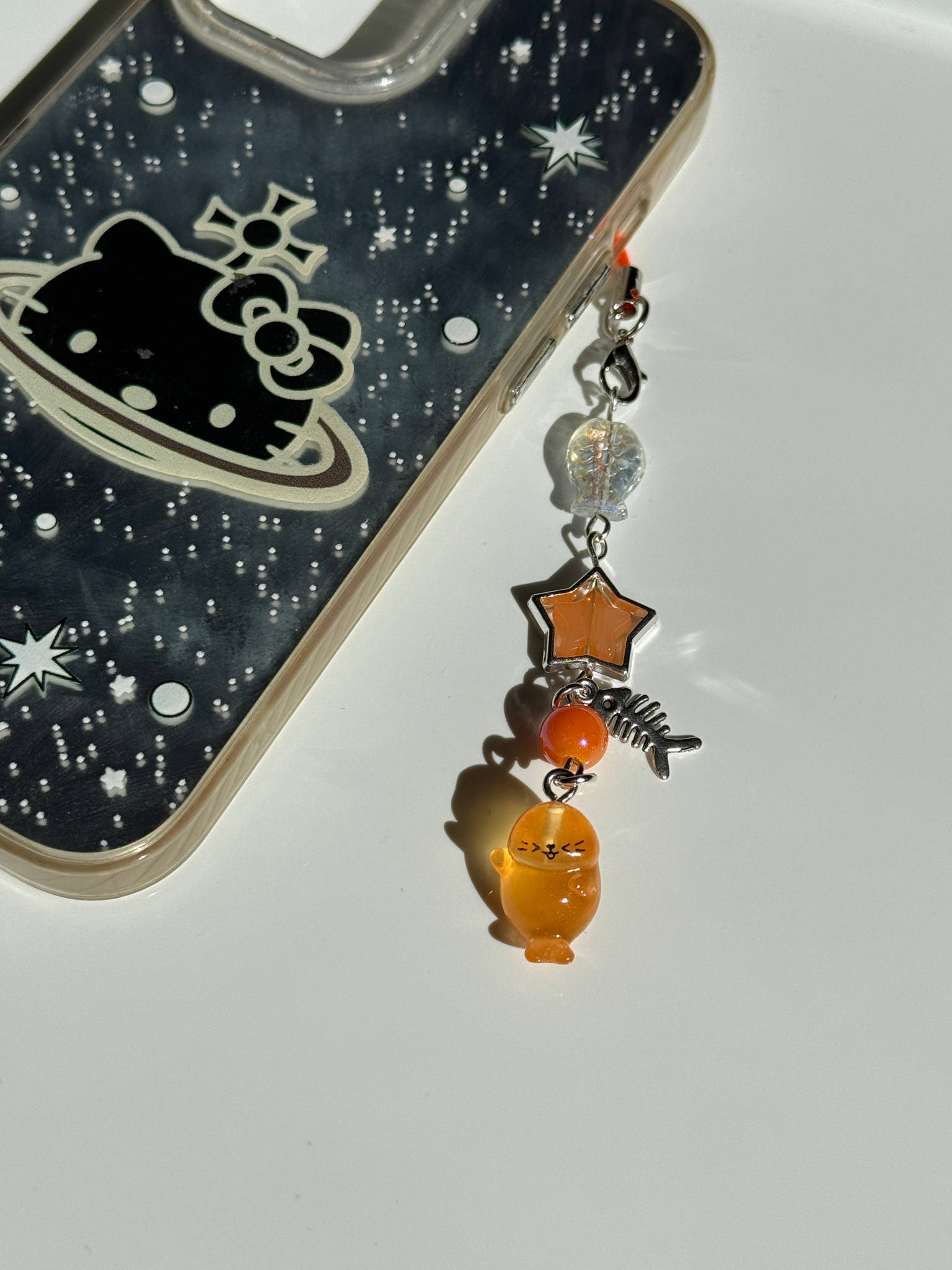 Kawaii Orange Seal Charm Phone Strap – Cute Ocean Animal Beaded Charm, Y2K Kawaii Phone Accessory, Star & Fishbone Charm Keychain Beadsbylillixx