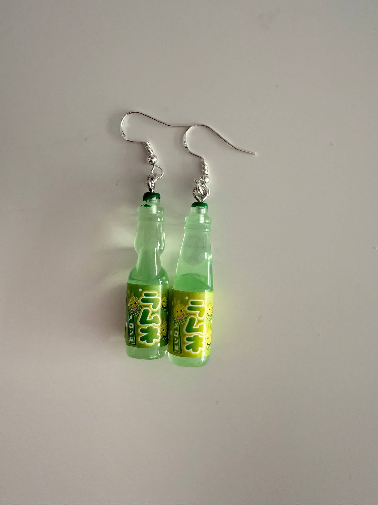 Kawaii Ramune Bottle Earrings – Japanese Soda Charm, Pastel Y2K Jewellery, Cute Dangle Earrings Beadsbylillixx