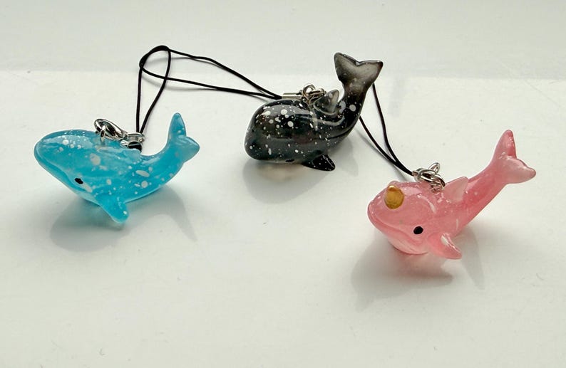 Kawaii Whale Phone Charm - Y2K Ocean Trinket Beadsbylillixx