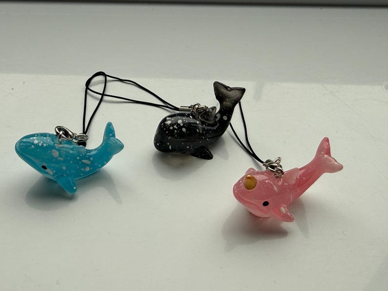 Kawaii Whale Phone Charm - Y2K Ocean Trinket Beadsbylillixx