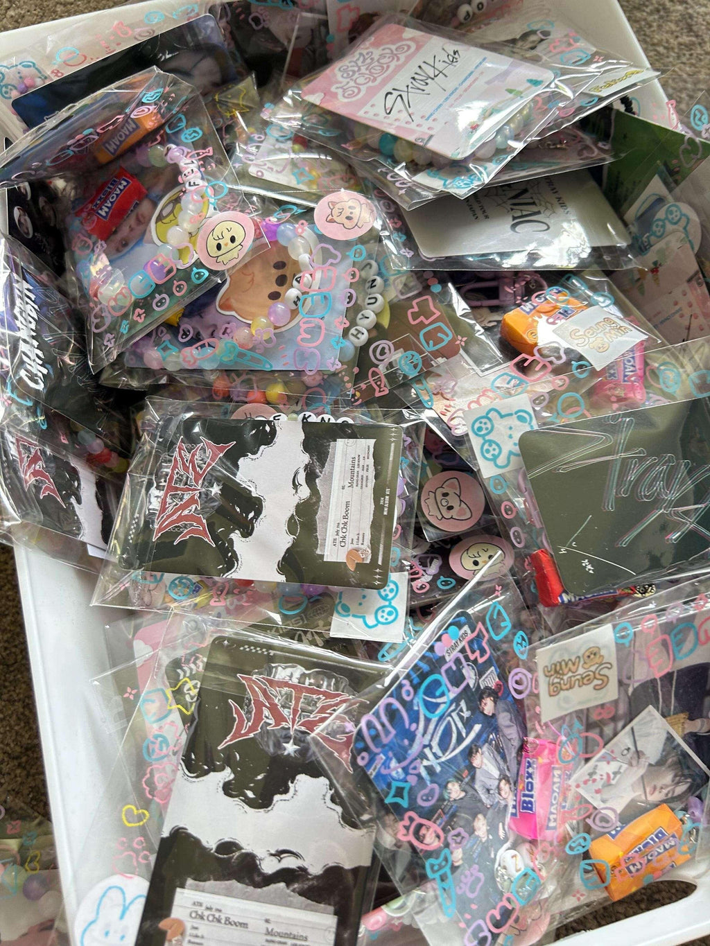 STRAY KIDS Lucky Dip Bags - Beadsbylillixx
